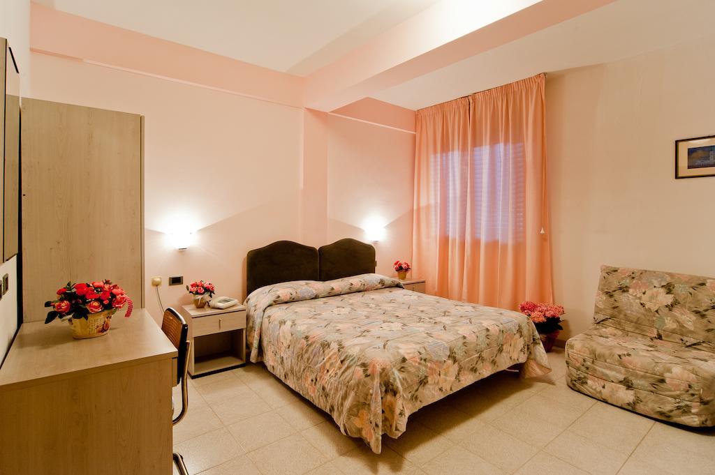 Hotel Il Quadrifoglio Cascia Zimmer foto